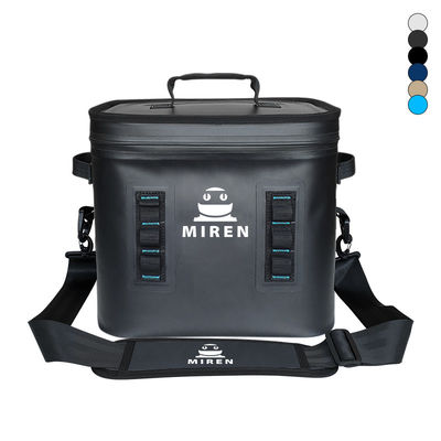 Un sac de refroidisseur doux en 24 boîtes noire
